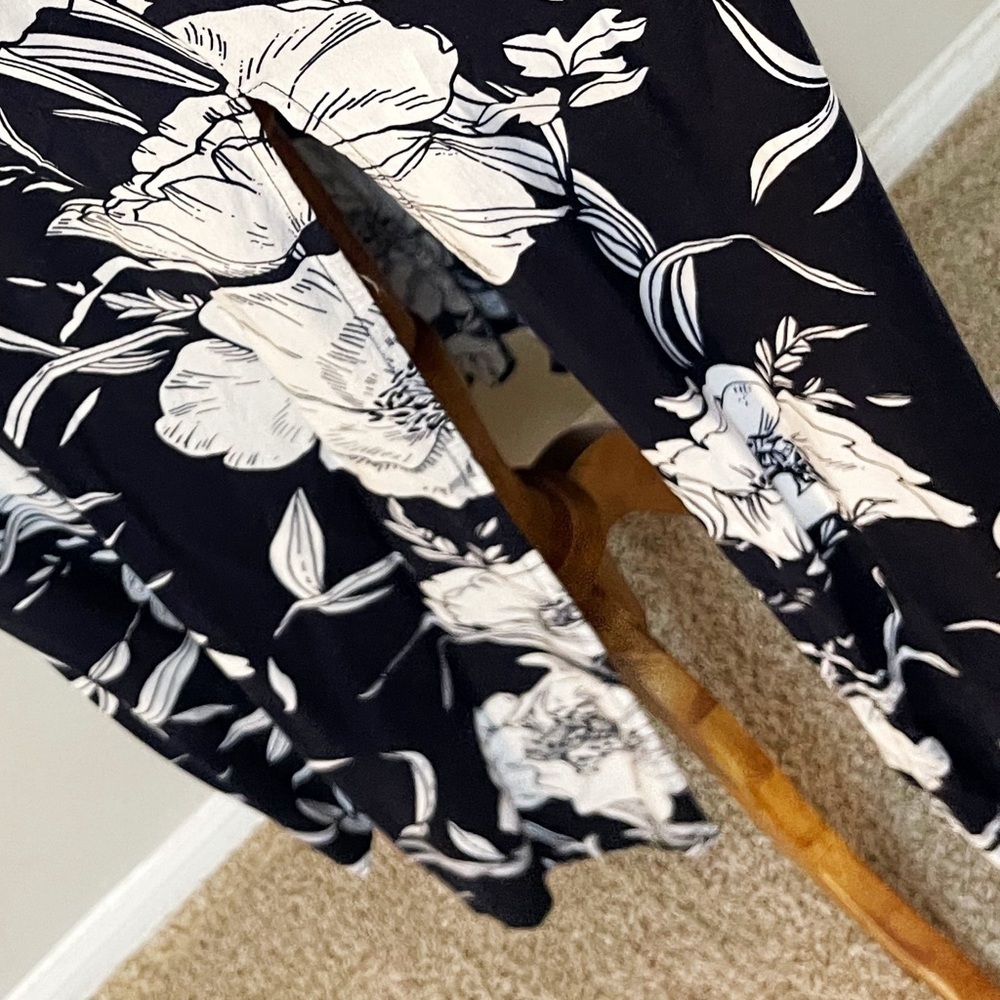HOMMAGE Black and White Floral Maxi Dress Resortwear Boho Bohemian Vacation - Picture 4 of 6